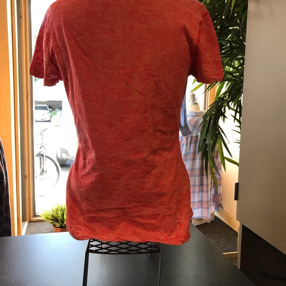 Three dots tee - Picture 2 of 2